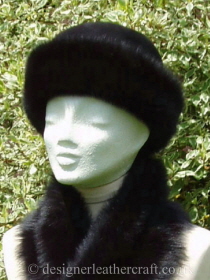 Black Toscana Shearling Topper Hat