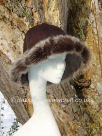 Brown Brisa Toscana Shearling Hat with a Wide Brim