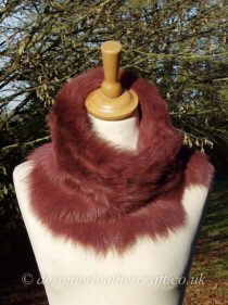 Rose Wine Toscana Shearling Tippet T28 fastens with Magnets