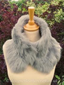Silver Grey Toscana Shearling Tippet T32 Fastens with Magnets