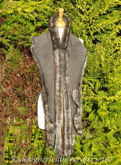 Suede Side of the 77 inch Grey Wolf Toscana Shearling Scarf S5